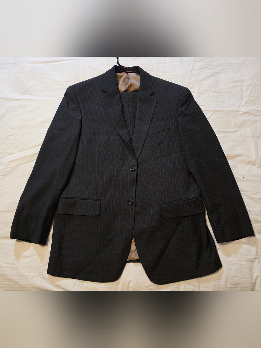 Izod Suit Men's Charcoal Pinstripe 38s Pants Are 31/31
